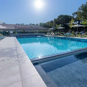 Apartahotel Kyriad Résidence - Plan De Campagne, Cabriès