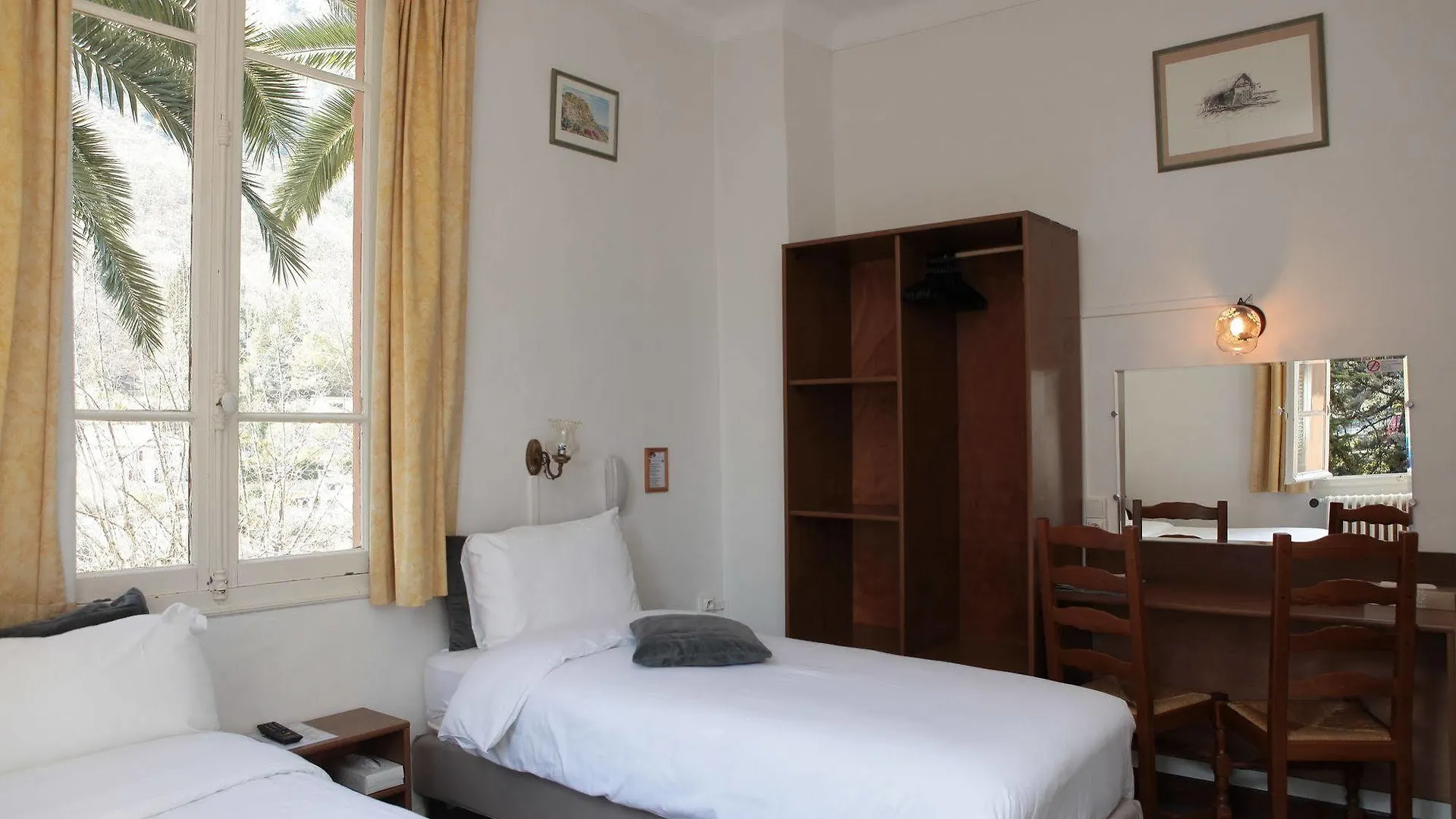 Hotel Auberge Les Gorges Du Loup Tourrettes-sur-Loup